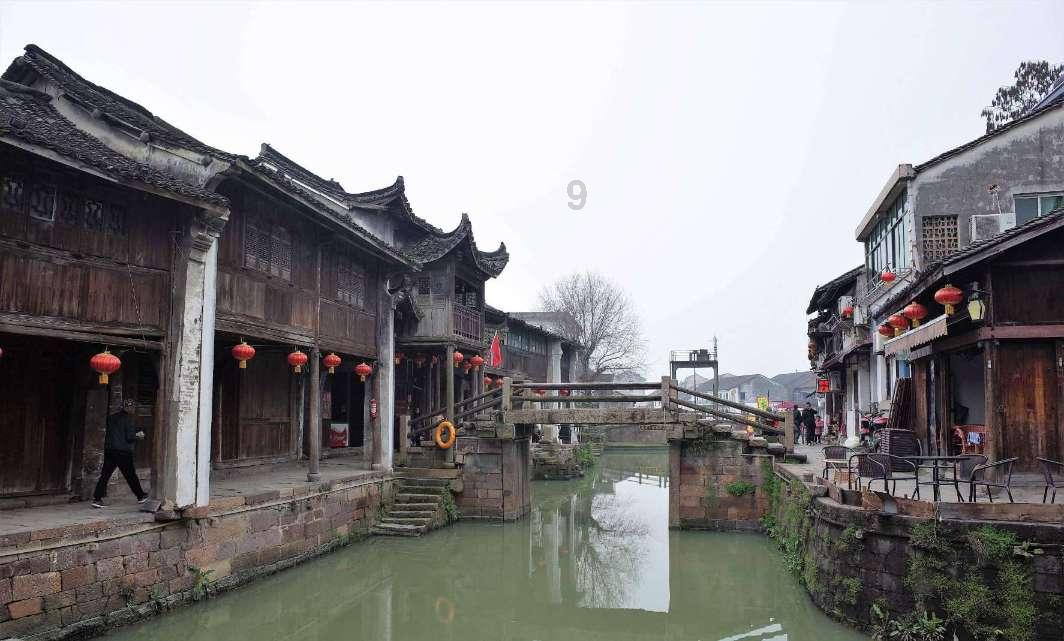 明后两天雨水“驻足”滇中及以东以南  高海拔地区有降雪~